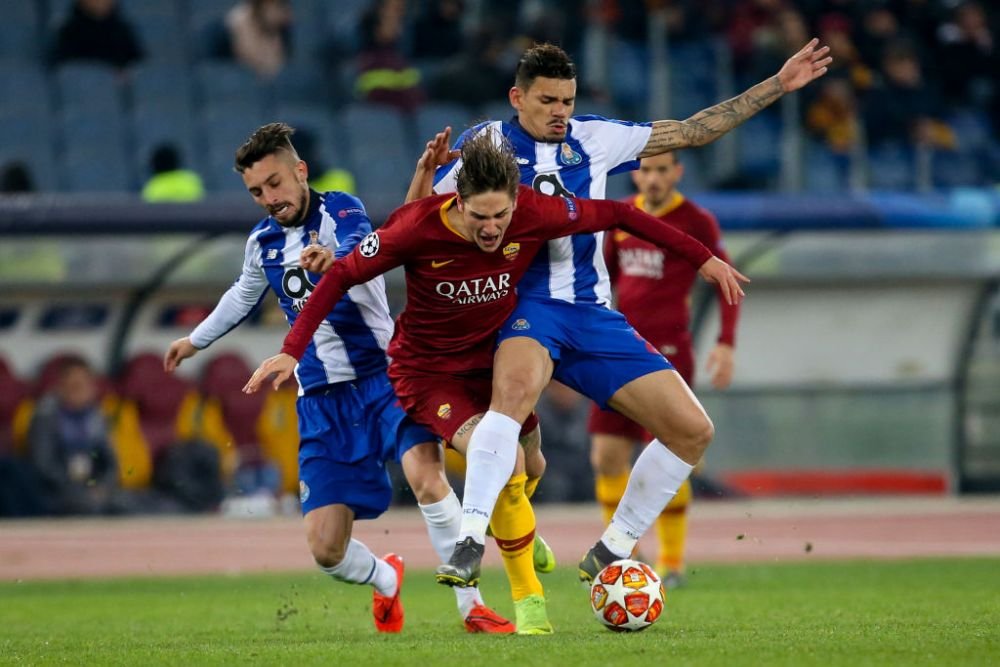 El e eroul serii in UEFA Champions League! Pustiul pe care Inter l-a exilat la Roma e comparat deja cu Totti: a reusit o dubla in poarta legendarului Casillas
