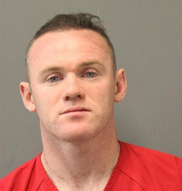 Are probleme cu alcoolul, se joaca non stop pe calculator, iar sotia vrea divortul! Ce spun apropiatii lui Wayne Rooney_2