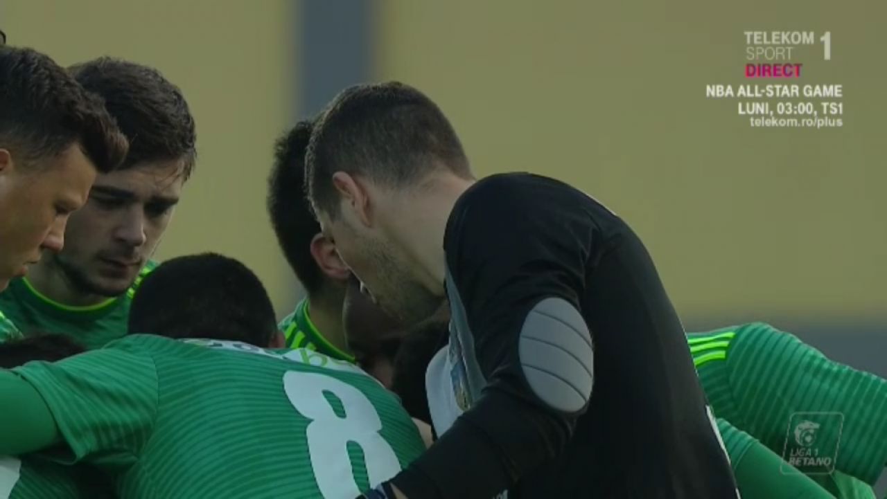 NU LE-A PUTUT PASA mai putin! Ce au facut jucatorii lui Sepsi cand pe stadionul din Medias se canta imnul Romaniei_2