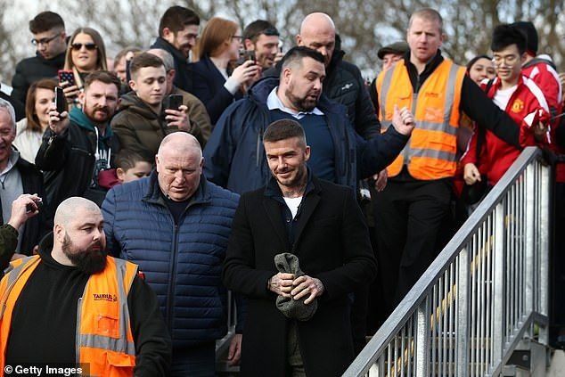 EXCLUSIV! Romanul care l-a impresionat pe Beckham cu un gol marcat de la centru: 