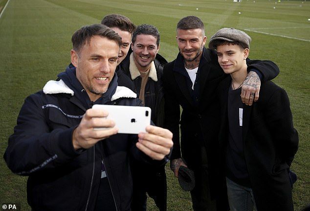EXCLUSIV! Romanul care l-a impresionat pe Beckham cu un gol marcat de la centru: