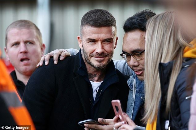 EXCLUSIV! Romanul care l-a impresionat pe Beckham cu un gol marcat de la centru: 
