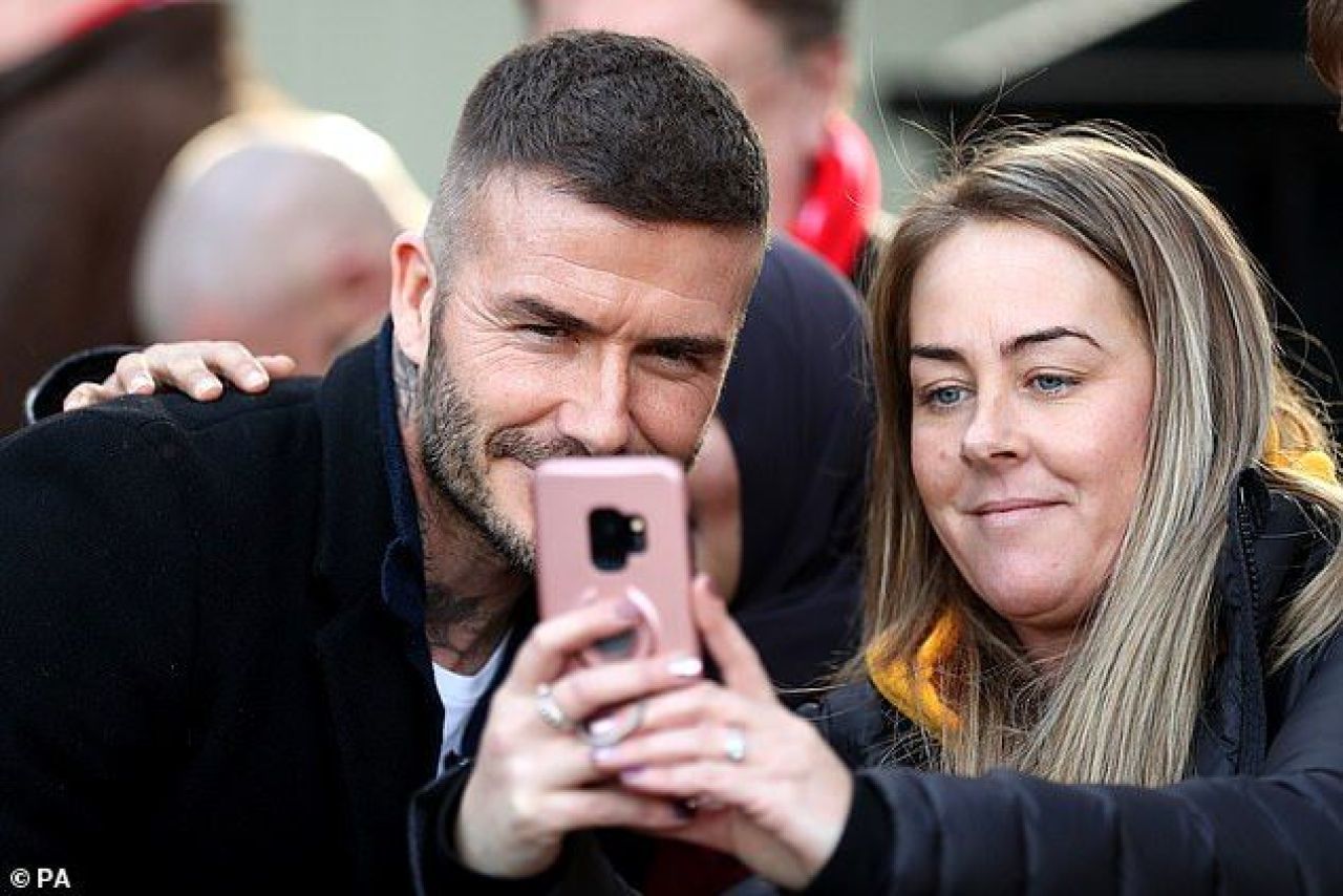 EXCLUSIV! Romanul care l-a impresionat pe Beckham cu un gol marcat de la centru: