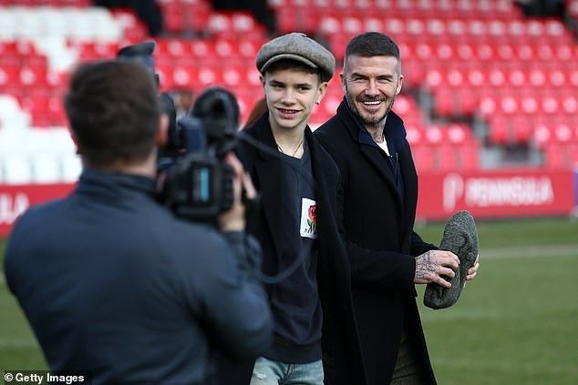 EXCLUSIV! Romanul care l-a impresionat pe Beckham cu un gol marcat de la centru: 