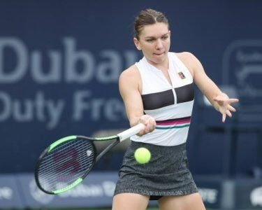 SIMONA HALEP - EUGENIE BOUCHARD | GENIAL! Ce i-a strigat un roman Simonei in timpul partidei: 