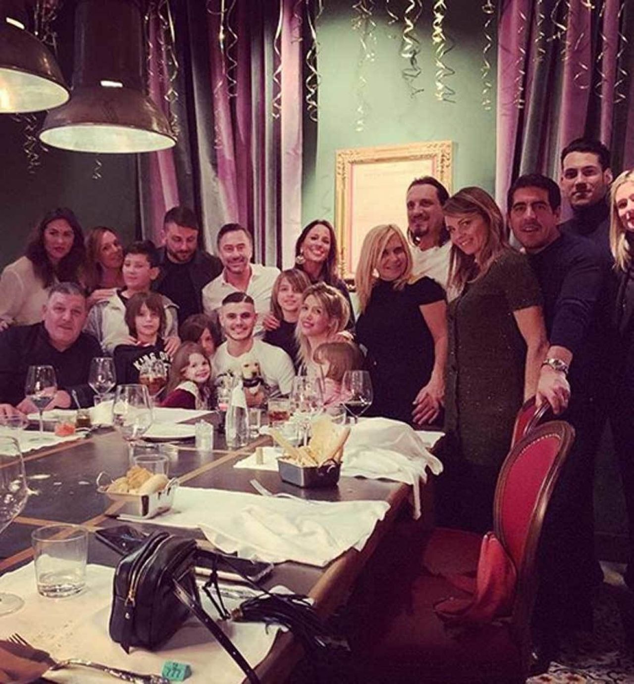 Icardi a ramas fara cuvinte cand a desfacut cutia! Ce cadou i-a facut Wanda Nara de ziua lui. FOTO_7