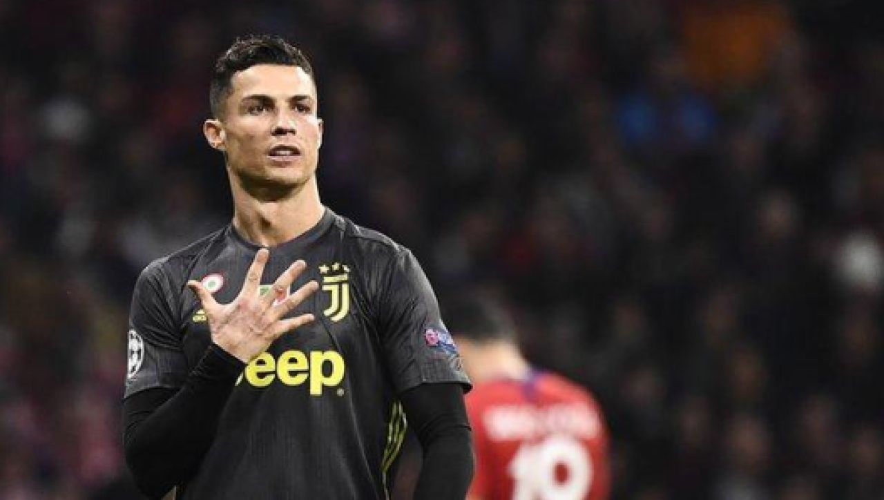 Ronaldo a primit REPLICA dupa ce le-a aratat MANITA de trofee celor de la Atletico: