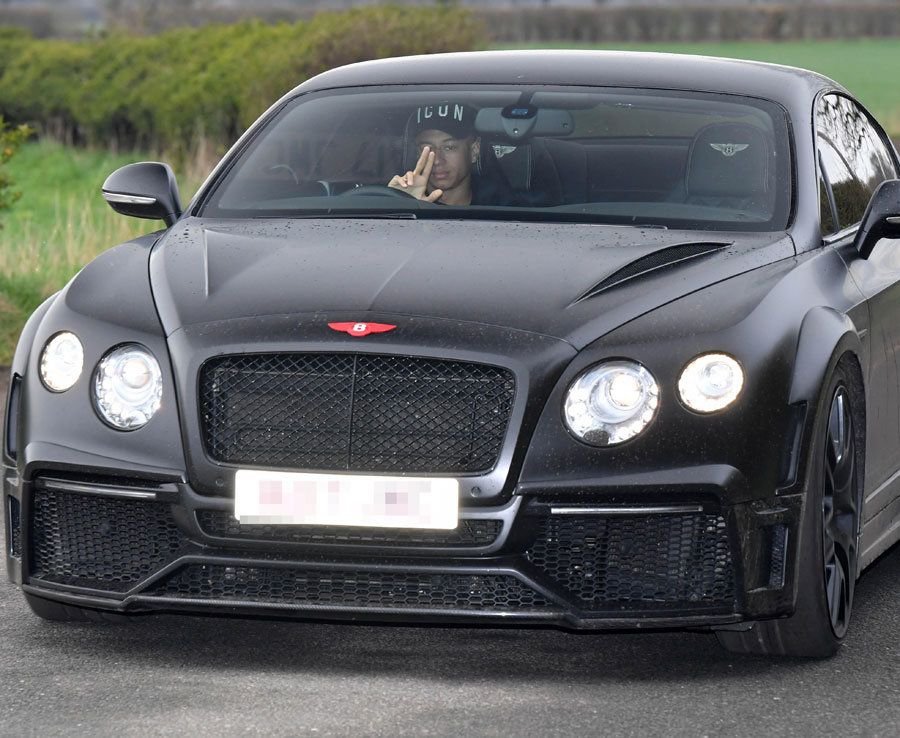 Cel mai modest din echipa bogatilor! Romero, lectie pentru Lukaku si Pogba! Cu ce masina vine la antrenamente. FOTO_11