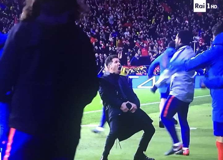 Eu nu l-am invatat sa faca asa ceva! Simeone, CERTAT public de tatal sau pentru gesturile facute la meciul cu Juventus. FOTO