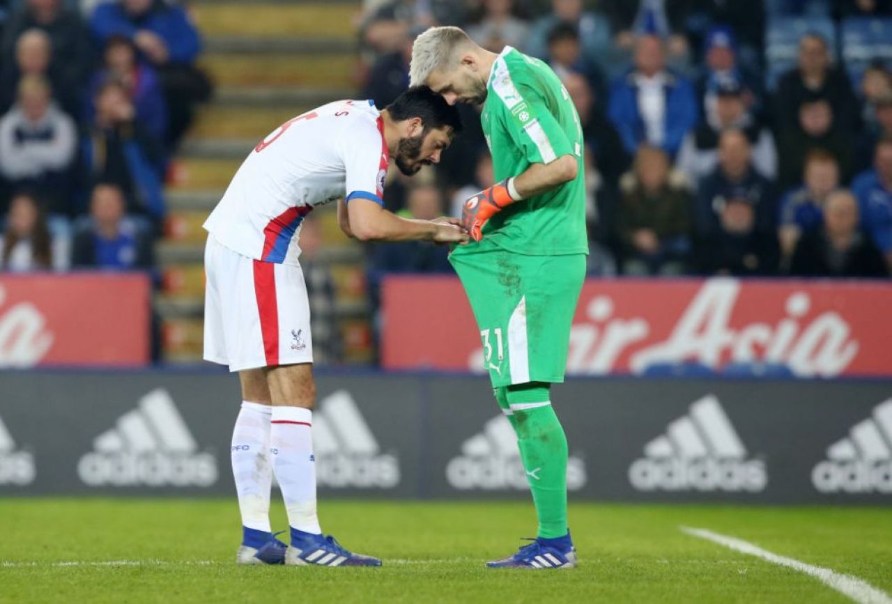 Faza weekendului, oferita de doi jucatori de la Crystal Palace :)) Ce s-a intamplat de fapt! La final, Leicester a ramas fara antrenor!_2