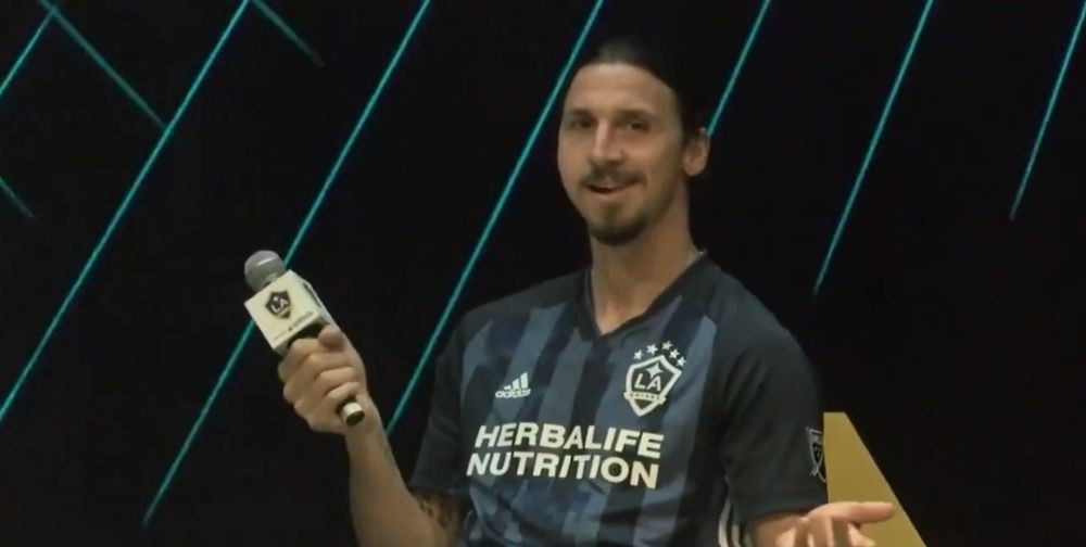 Chiftele pe viata pentru Ibrahimovic! Raspunsul FABULOS care i-a adus marele premiu! Ce a spus suedezul