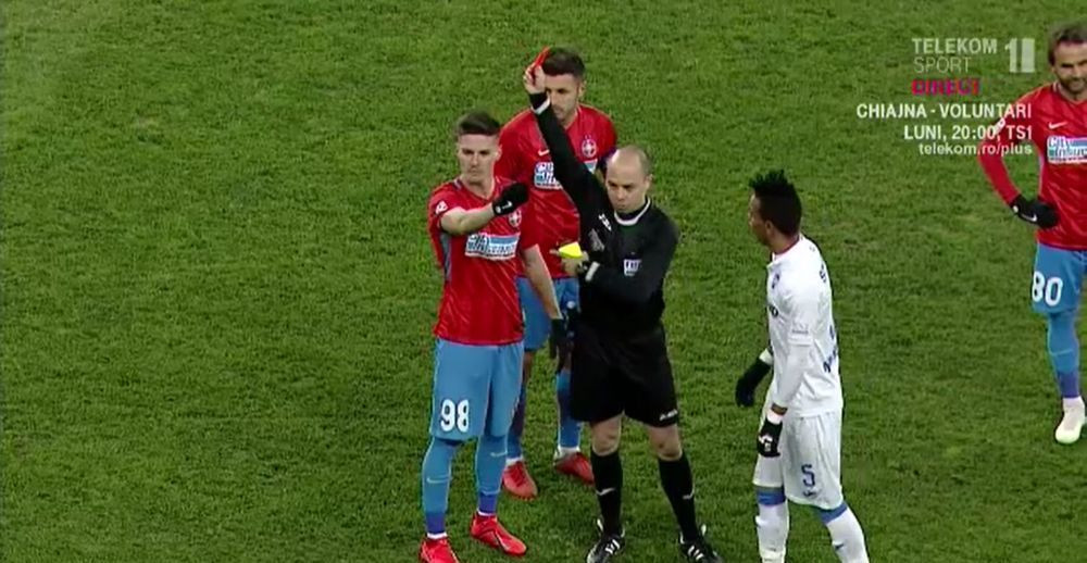 NEBUNIE totala pe Arena Nationala! Jucatorii celor doua echipe au cedat nervos! Avram a aratat trei cartonase rosii!_3