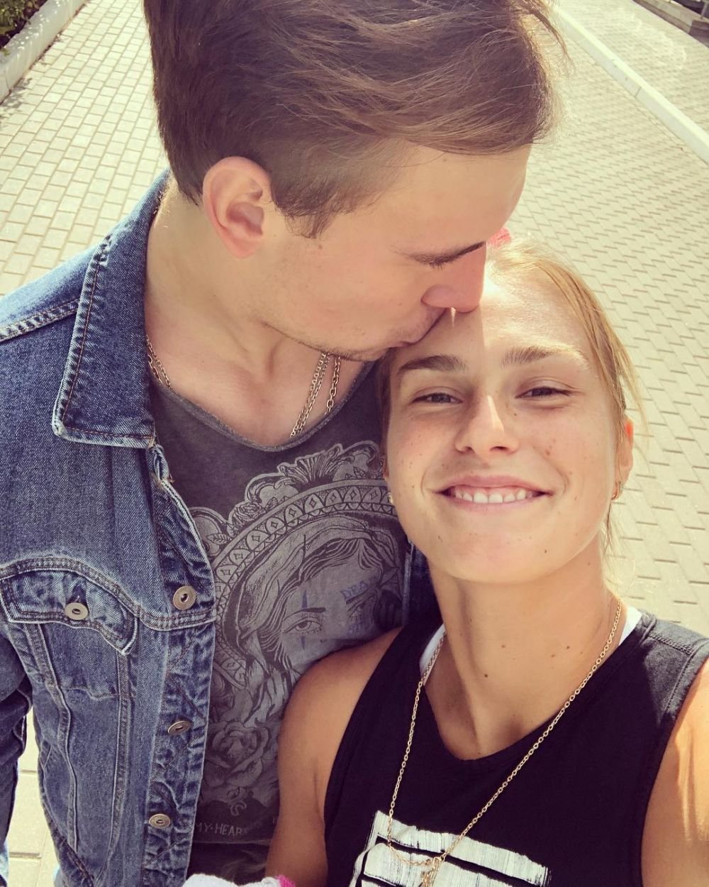 Sabalenka, imagini FIERBINTI pe internet dupa eliminarea de la Dubai. S-a pozat alaturi de cea mai buna prietena. FOTO_4