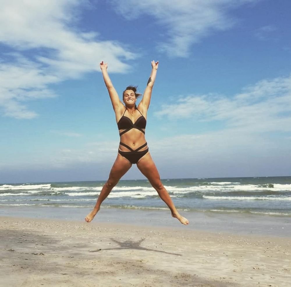 Sabalenka, imagini FIERBINTI pe internet dupa eliminarea de la Dubai. S-a pozat alaturi de cea mai buna prietena. FOTO_10