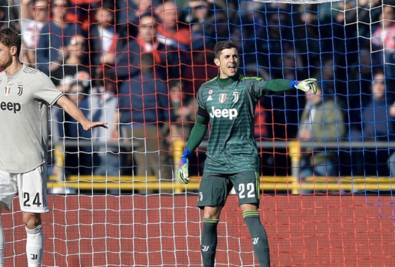 Motivul pentru care un jucator de la Juventus nu a mai fost recunoscut de fani la ultimul meci. FOTO_2
