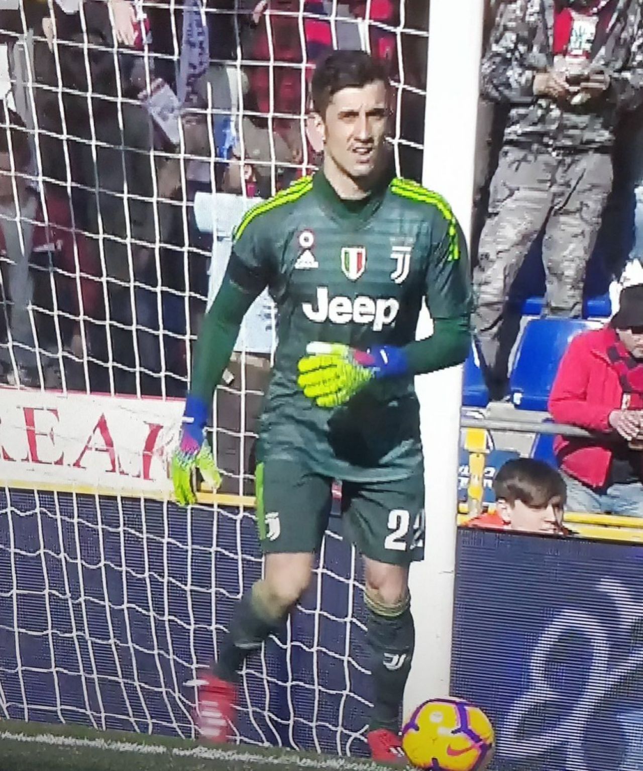 Motivul pentru care un jucator de la Juventus nu a mai fost recunoscut de fani la ultimul meci. FOTO_3