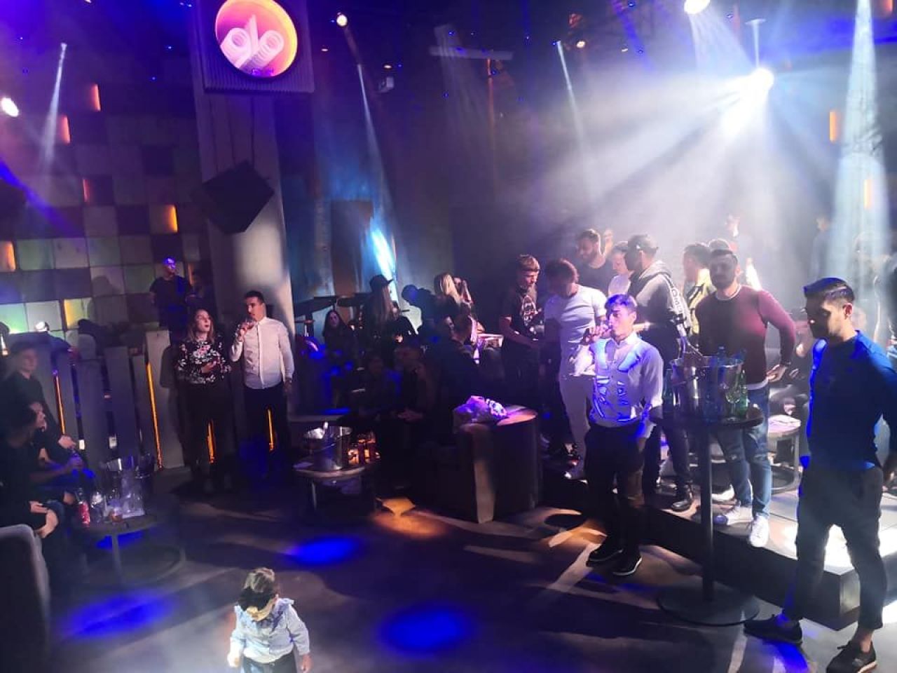 VIITORUL - BOTOSANI | Hagi si-a dus jucatorii in CLUB dupa calificarea in playoff! Galerie FOTO_3