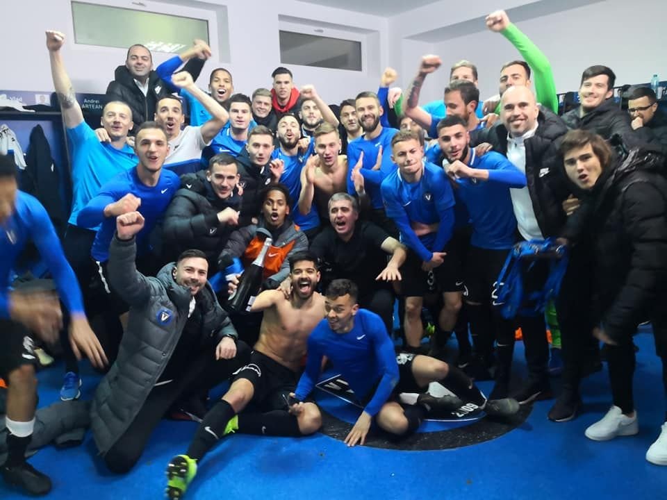 VIITORUL - BOTOSANI | Hagi si-a dus jucatorii in CLUB dupa calificarea in playoff! Galerie FOTO_7