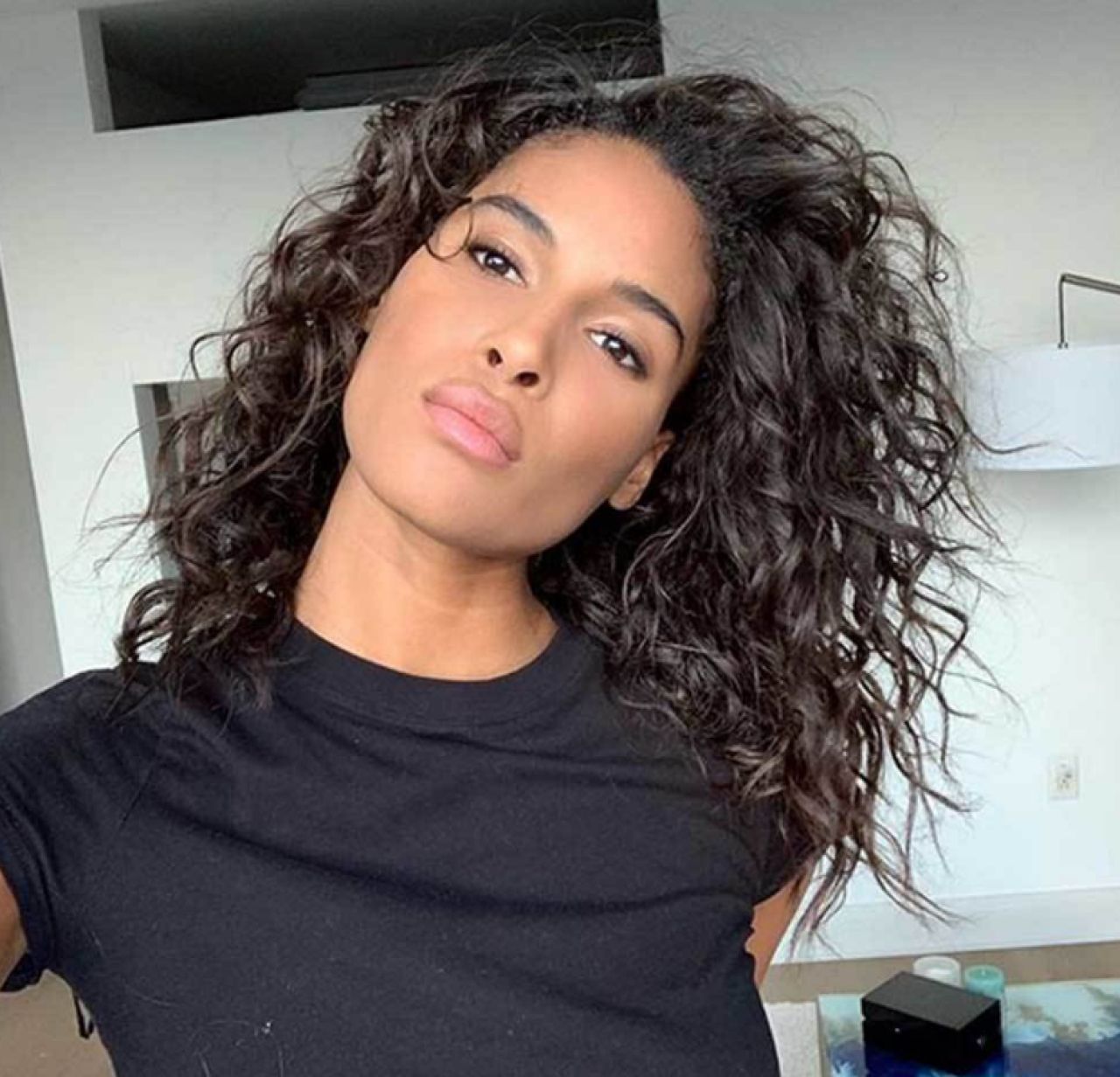 TOP 40 femei faimoase urmarite de Ronaldo: de la Sharapova la Lexy Panterra! Cristiano e superselectiv: urmareste doar 72 de femei pe Instagram ;)_33