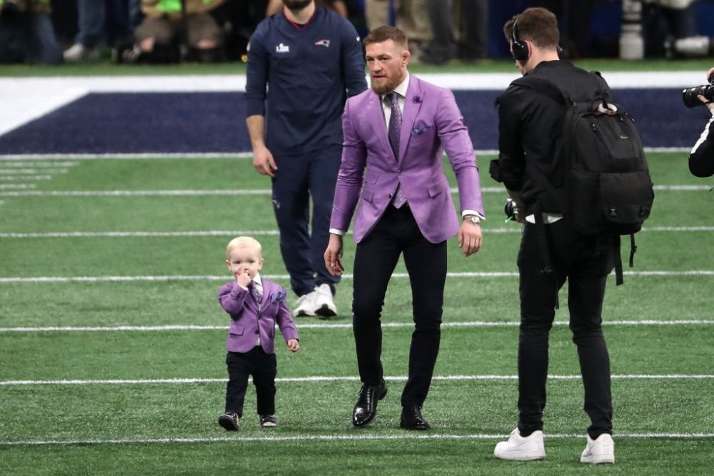 Conor McGregor, alaturi de fiul sau intr-o fotografie superba! Mesajul luptatorului i-a impresionat pe fani! 