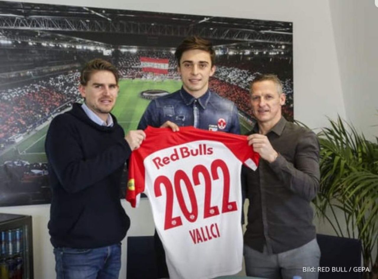 Romanul de care nu stia NIMENI! Va fi titular in Europa League cu Napoli in meciul carierei! Povestea sa e senzationala_1