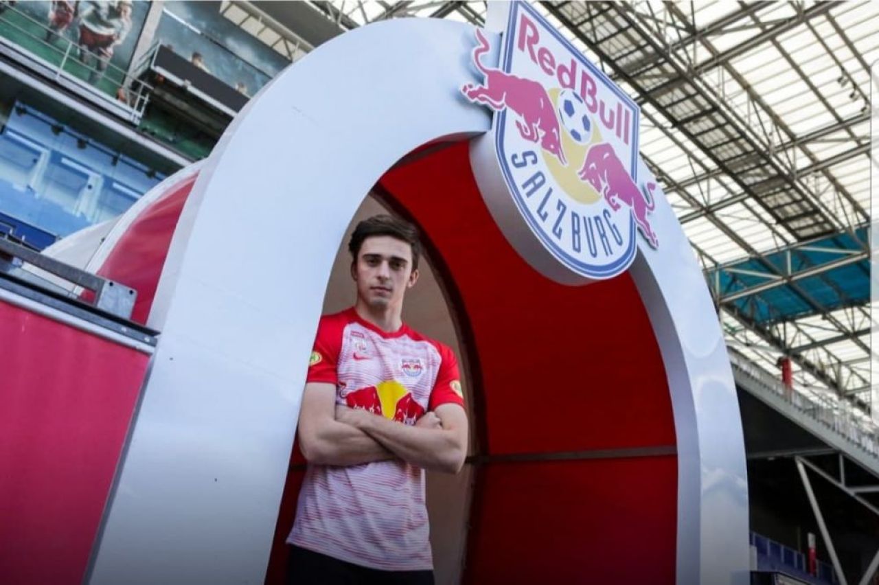 Romanul de care nu stia NIMENI! Va fi titular in Europa League cu Napoli in meciul carierei! Povestea sa e senzationala_3