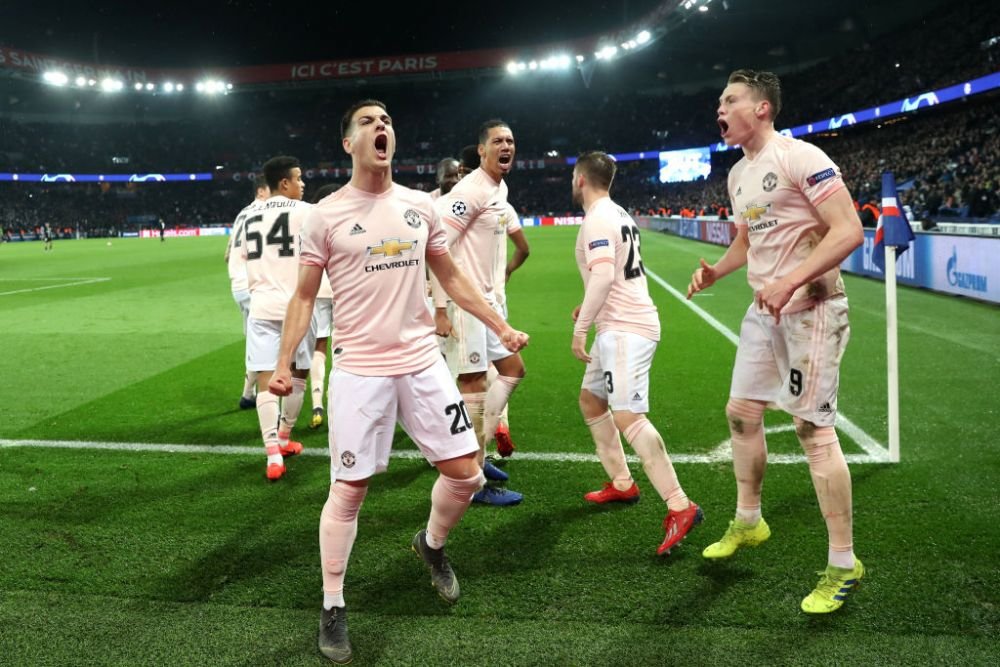 EROUL determinat de VAR al lui UNITED a pornit filmarea in vestiar! Imagini la putin timp dupa VICTORIA MAGICA impotriva lui PSG