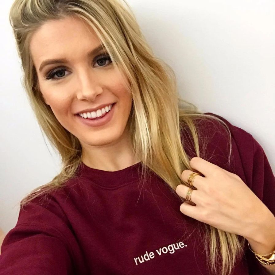 FABULOS! Ce veste incredibila a primit Eugenie Bouchard dupa ce a iesit la intalnire cu un fan de pe internet! FOTO_4
