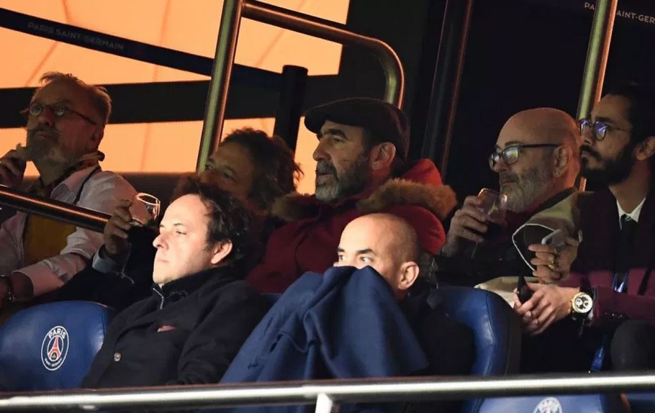 Neymar si tatal lui vs. gasca lui Cantona: rafuiala in tribune dupa PSG - United, stewarzii au intervenit_1