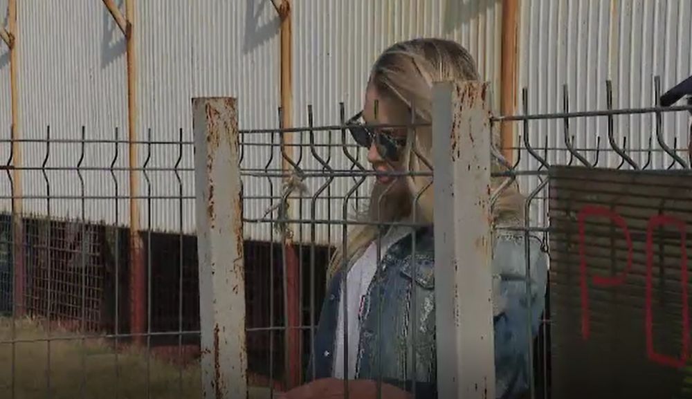 FOTO: Marica si-a dus iubita pe camp la Balotesti! :) Cum arata fata care i-a daruit doi copii lui Marica_4