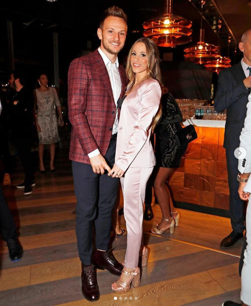 Ea este BOMBA SEXY de la Barcelona! Sotia lui Rakitic face furori! Incredibil cum s-au cunoscut! 