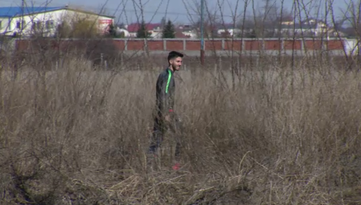 Cel mai pedepsit jucator de la FCSB - CSA Steaua: l-au trimis pe camp sa caute mingile printre balarii :) VIDEO_4