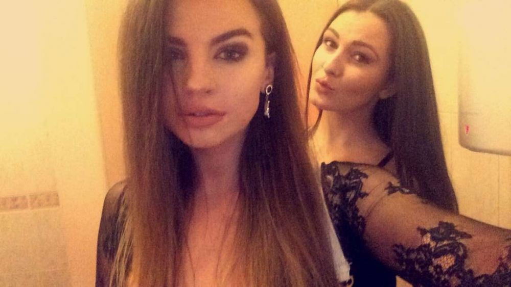 Cum arata tanara data jos din avion pentru ca era 