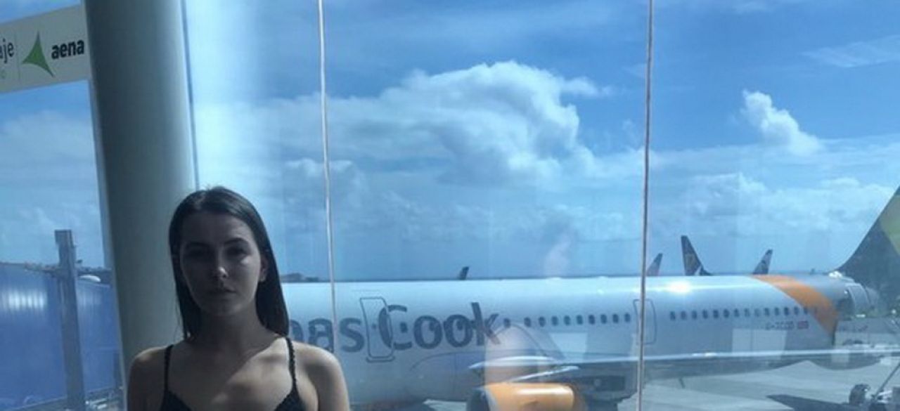Cum arata tanara data jos din avion pentru ca era