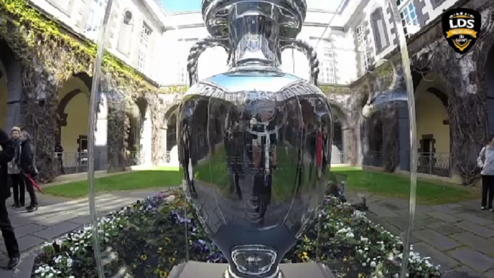 Trofeul EURO 2020 a ajuns pe National Arena, adus de Christian Karembeu! REACTIILE ambasadorilor Belodedici si Dorinel Munteanu