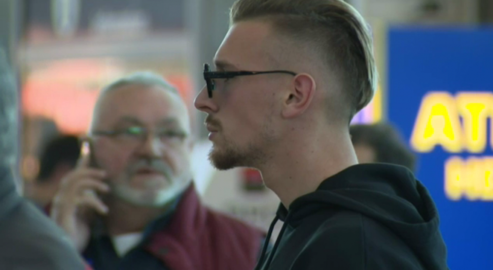 LIKE A BOSS | Superaparitie a lui Ionut Radu pe aeroport! Portarul a atras toate privirile, iar incaltarile de 1.500 euro sunt cu adevarat speciale: FOTO_6