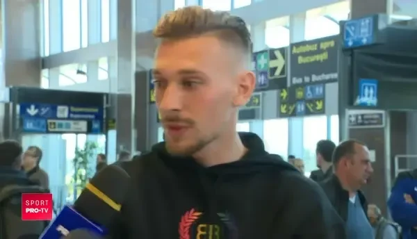 LIKE A BOSS | Superaparitie a lui Ionut Radu pe aeroport! Portarul a atras toate privirile, iar incaltarile de 1.500 euro sunt cu adevarat speciale: FOTO