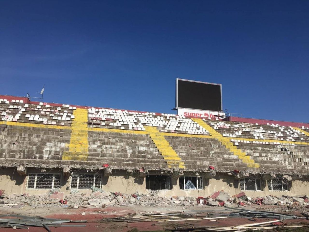 Gica Popescu, in inspectie pe santierele din Giulesti si Ghencea! Care e stadiul lucrarilor:
