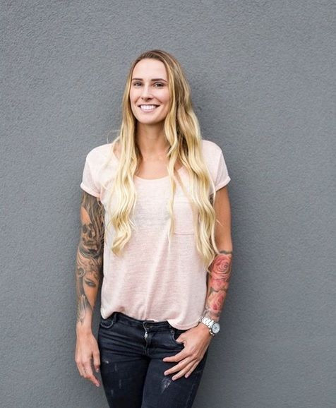 HALEP MIAMI | Simona Halep infrunta cea mai TATUATA sportiva din circuit! Cine e Polona Hercog, adversara din turul 3 | GALERIE FOTO