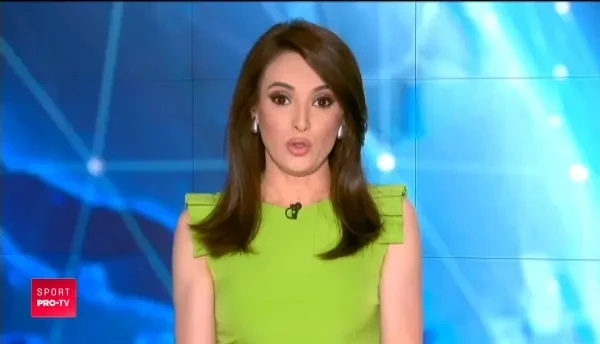 Pulev a SARUTAT o jurnalista pe gura dupa ce l-a facut KO pe Bogdan Dinu! Cum a reactionat aceasta. VIDEO