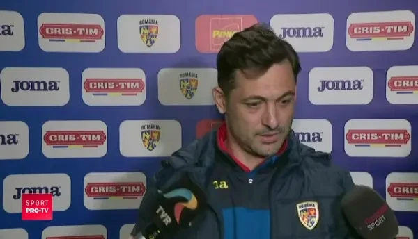 VIDEO | Radoi, dupa ultimul amical al Romaniei inainte de EURO: "Parea un haos, toata lumea voia sa dea gol!"