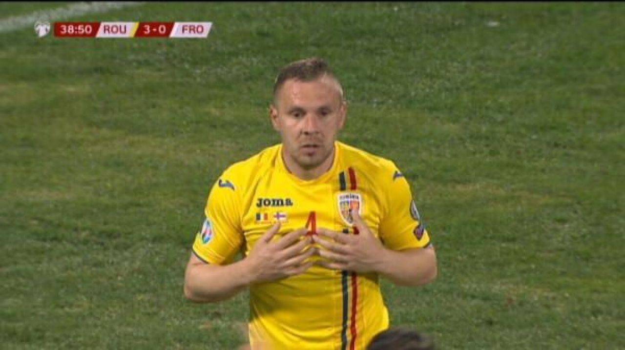 ROMANIA - INSULELE FEROE 4-1 | Romania a facut show cu Feroe: Deac, Puscas si Keseru au marcat pentru tricolori! Hagi jr, MECI PERFECT! VIDEO REZUMAT_5