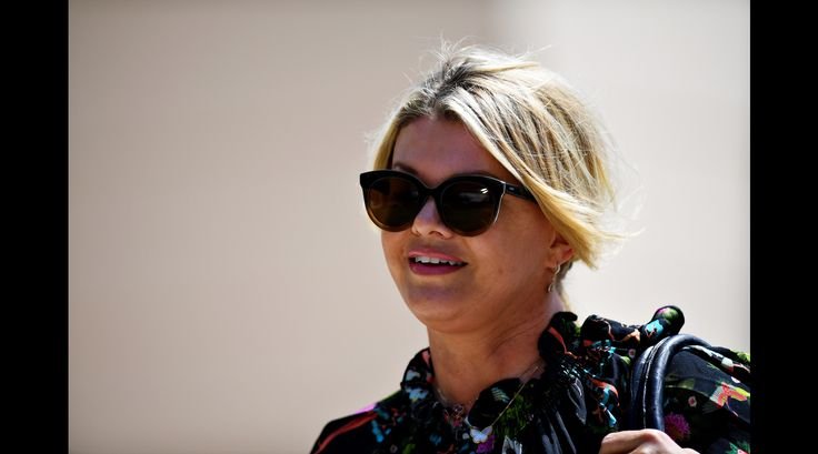 Sotia lui Schumacher, aparitie RARA in public! Cum arata Corinna la 5 ani de la teribilul accident de ski suferit de Michael. FOTO_11