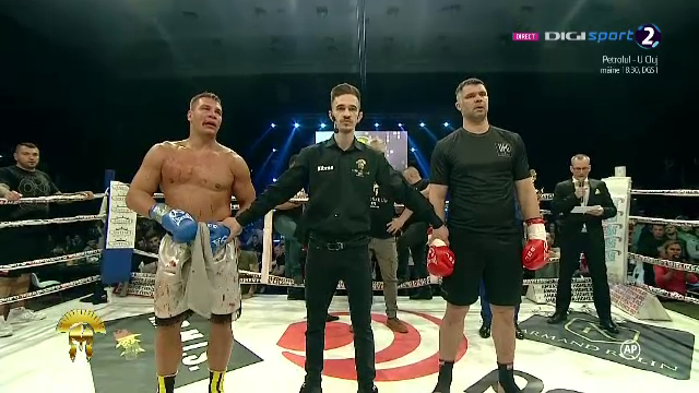 Victorie incredibila a lui Daniel Ghita! L-a umplut de sange pe Vondracek si l-a DISTRUS in prima runda! Ghita l-a provocat imediat pe Morosanu: 