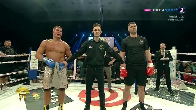 Victorie incredibila a lui Daniel Ghita! L-a umplut de sange pe Vondracek si l-a DISTRUS in prima runda! Ghita l-a provocat imediat pe Morosanu: