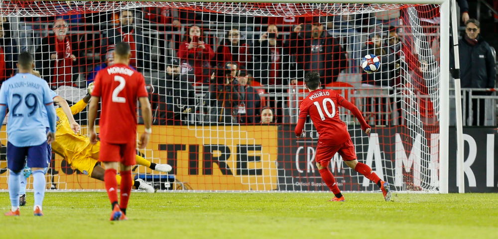 SOC pentru Mitrita! A marcat GOLUL anului la primul meci, acum TOATA liga e la picioarele lui! Cum a marcat