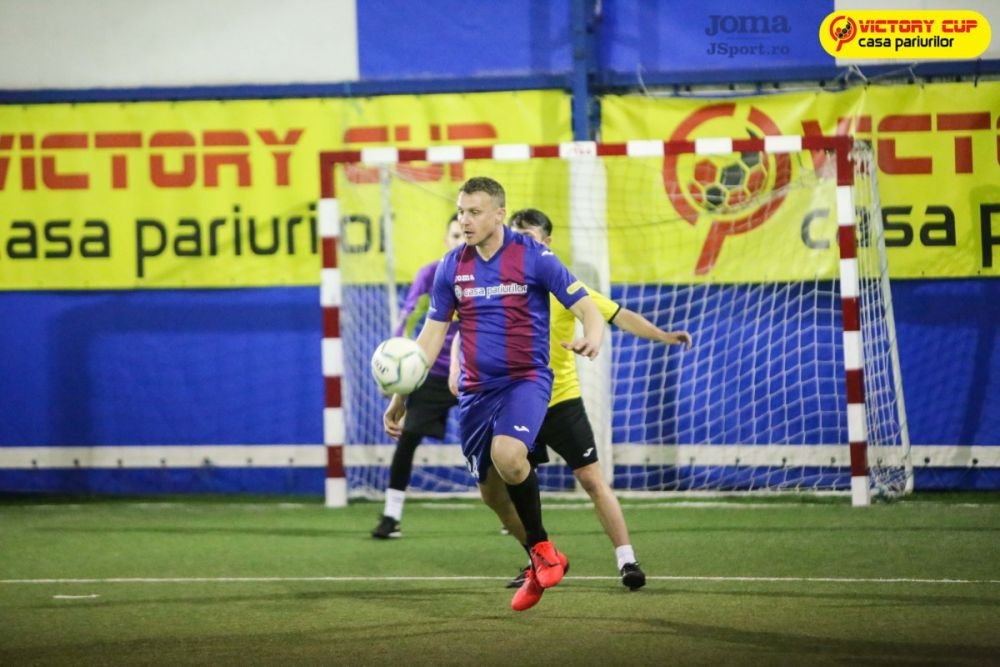 UEFAntasticii Stelei, performanta dupa retragere! Echipa lui Radoi, Petre Marin si Ghionea, aproape de titlu la mini fotbal. FOTO_8