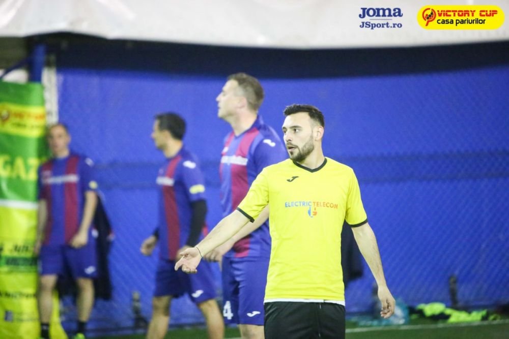 UEFAntasticii Stelei, performanta dupa retragere! Echipa lui Radoi, Petre Marin si Ghionea, aproape de titlu la mini fotbal. FOTO_10