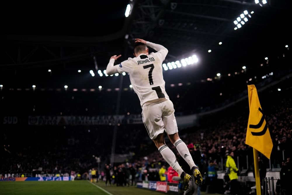 Cristiano Ronaldo si-a schimbat din nou look-ul! Clipul de milioane de like-uri postat de Georgina: starul lui Juventus, asa cum nu l-ai mai vazut pana acum