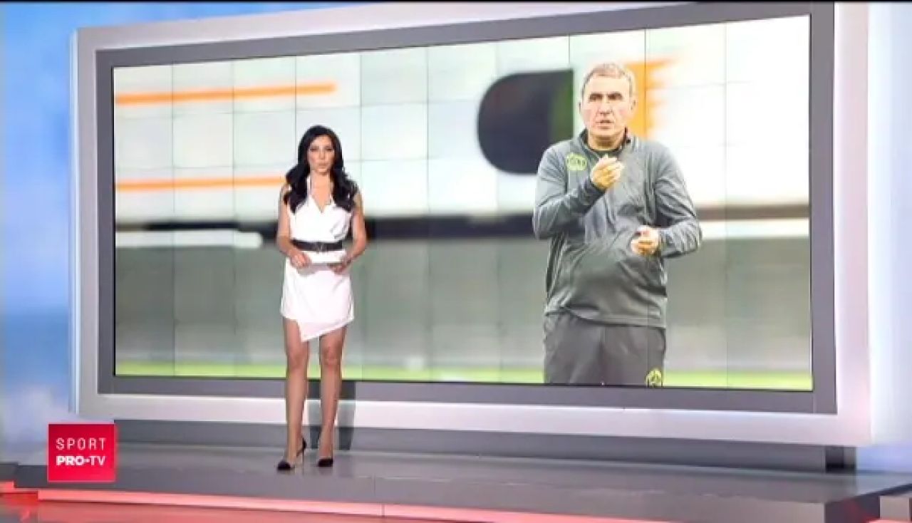 FOTO | Surpriza pentru Mario Camora in cantonamentul nationalei! Fundasul CFR-ului, emotionat de colegii sai!